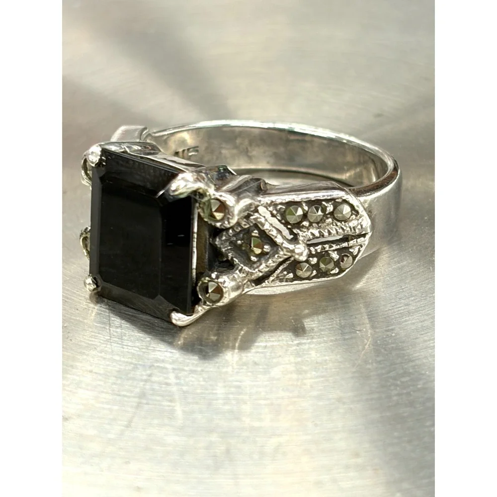 925 Silver Emerald Cut Black Stone Marcasite Accent Vintage Style Ring Size 6.75